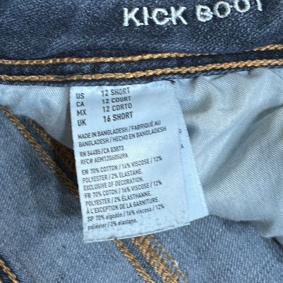 American Eagle Outfitters Kick Boot Cut Jeans - Picture 5 of 5